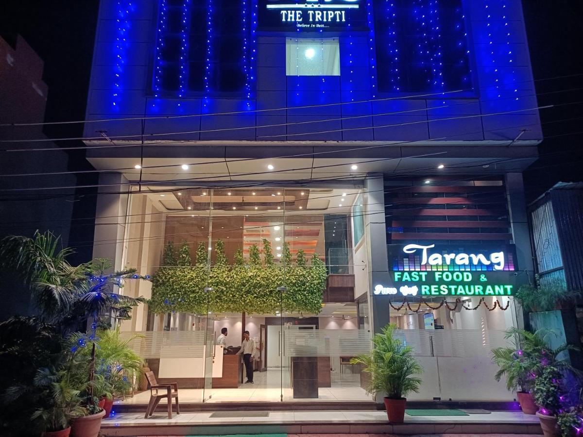 The Tripti Hotel & Banquets Indore Exterior foto