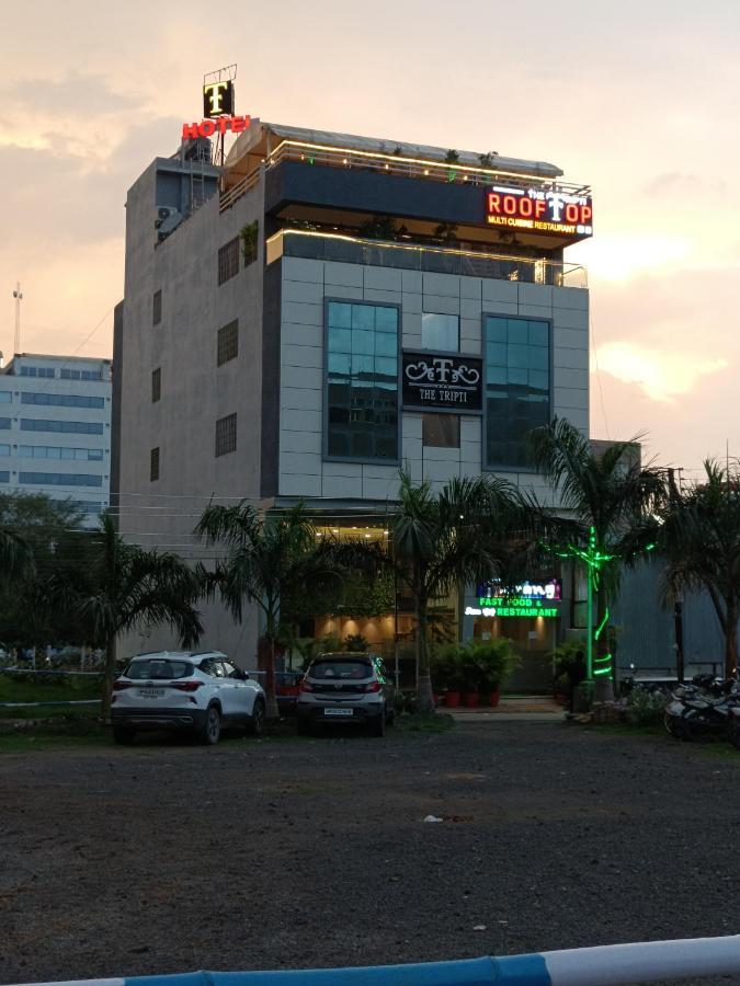 The Tripti Hotel & Banquets Indore Exterior foto